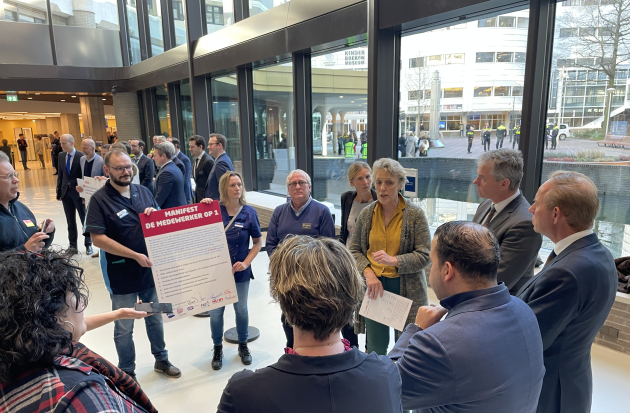 manifest medewerker op één 2