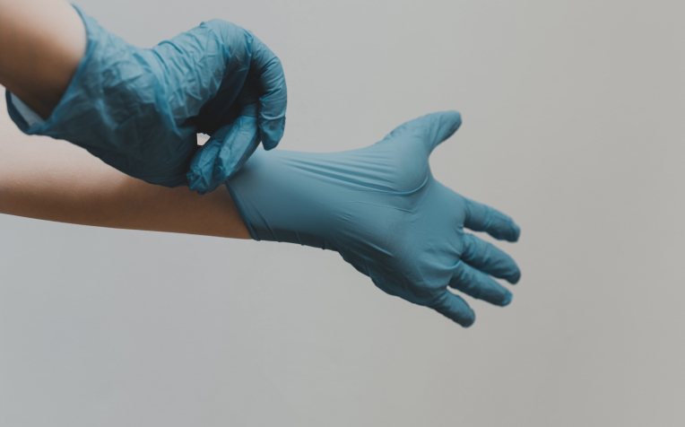 Blauwe handschoenen
