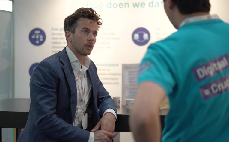 Jef Mol in gesprek op de Zorg en ICT Beurs 