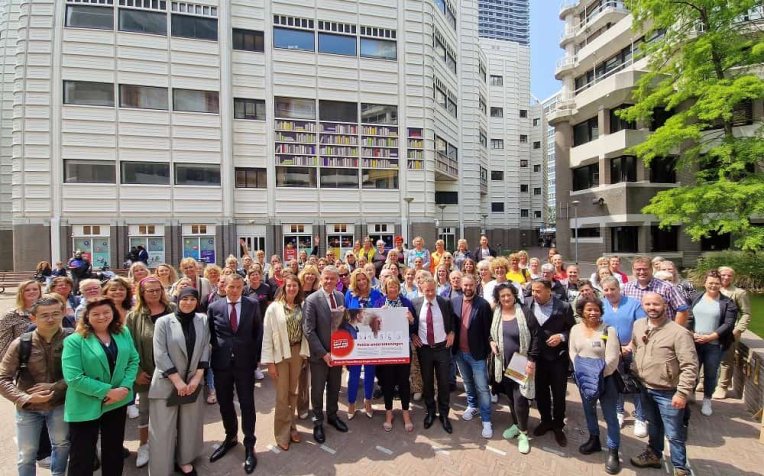 Aanbieding petitie