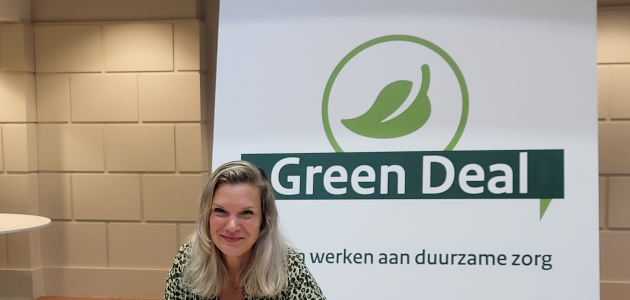 Anneke Westerlaken ondertekent de Green Deal 3.0