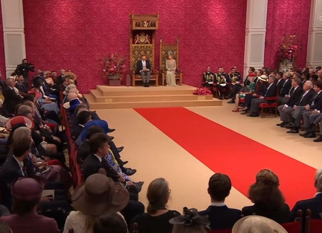 De Koning leest de Troonrede